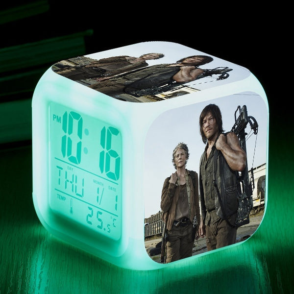 The Walking Dead Daryl Dixon LED Barevná světla Kreativní Malý budík Pokoj Ložnice The Walking Dead Dárky k narozeninám Vánoční dárky